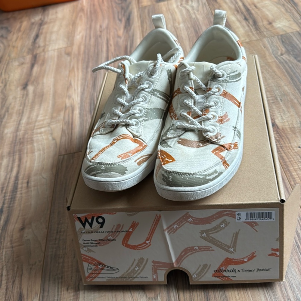 Allbirds Canvas Pacer - multi blizzard sz 8.5 9 Tiffany Bouelle collab EUC